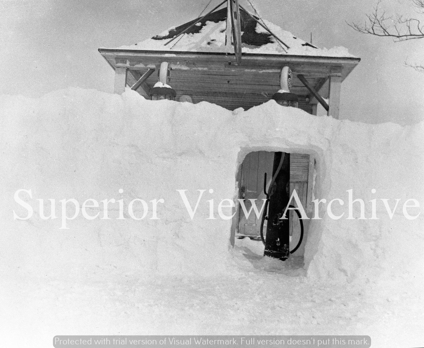 Vintage Gas Station Snowstorm Tunnel To Gas Pumps Calumet MI