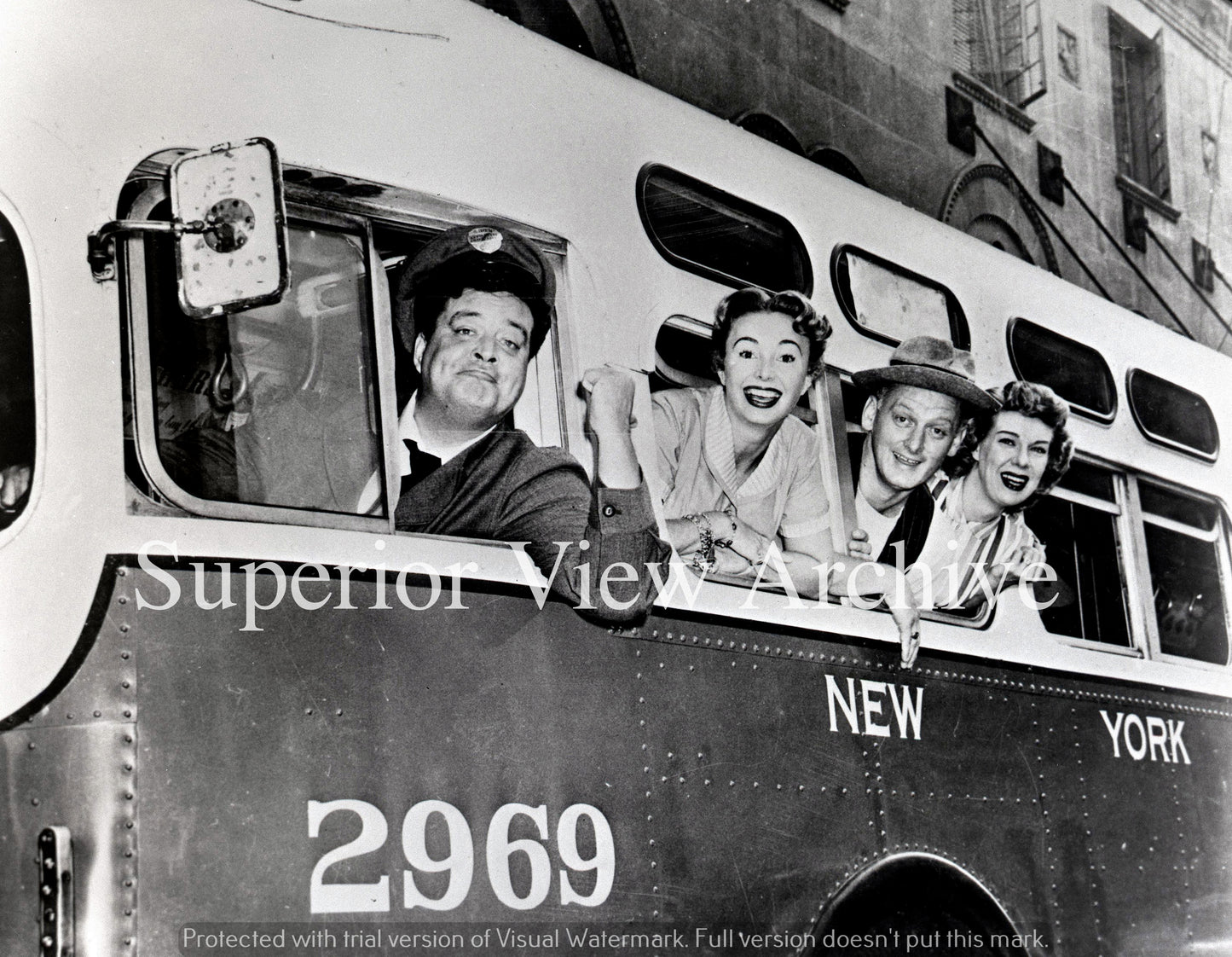 The Honeymooners Cast Photo