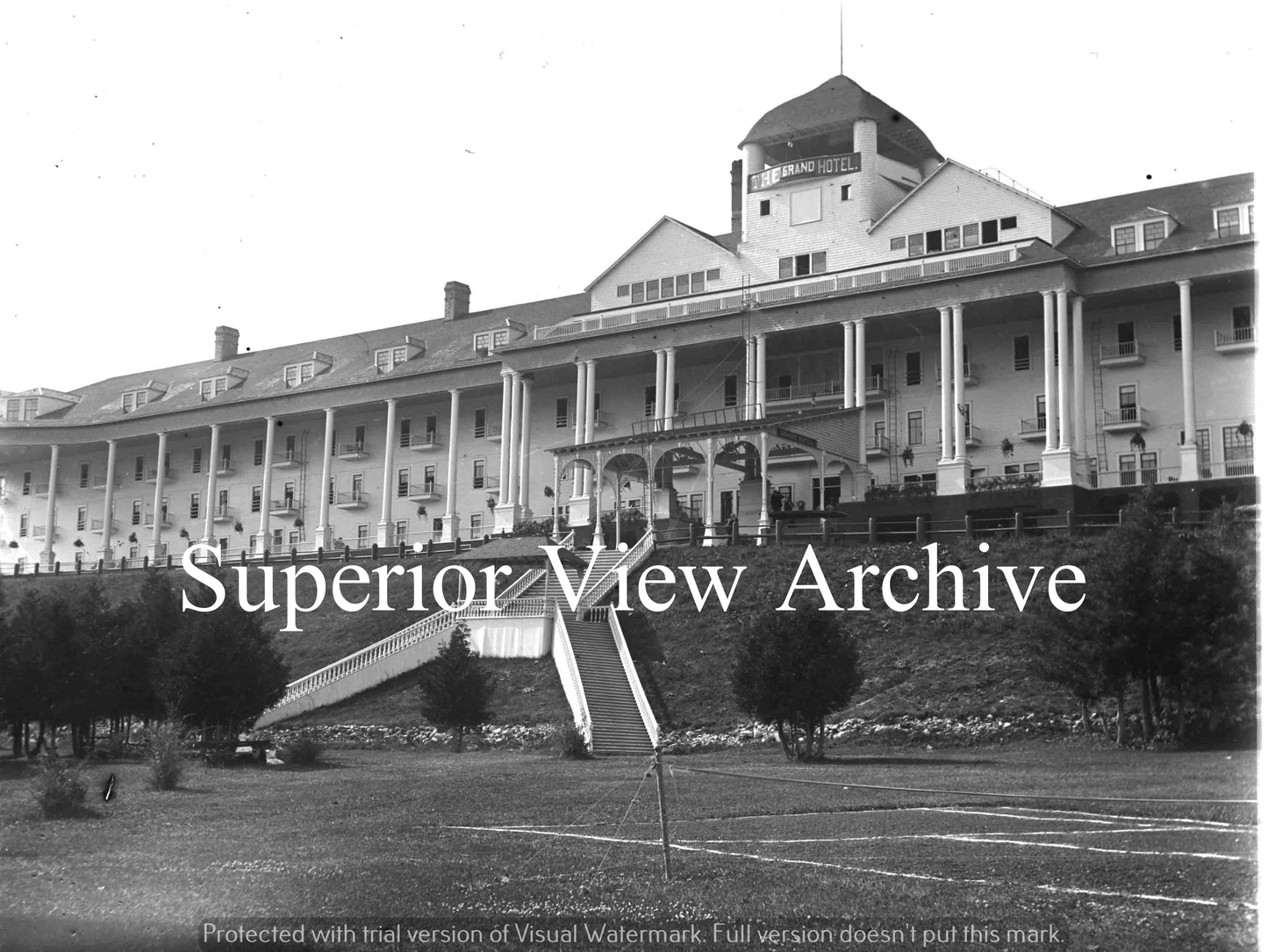 Grand Hotel Lawn