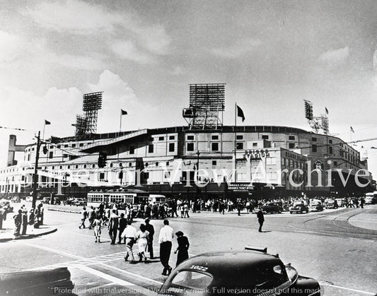 Briggs Stadium Detroit MI Home Of The Detroit Tigers Big Crowd Briggs Stadium