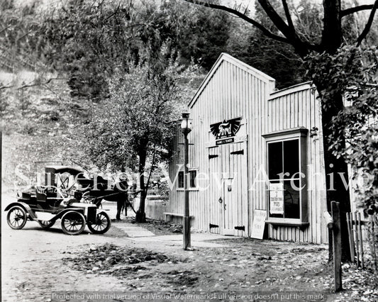 Vintage Ford Dealership