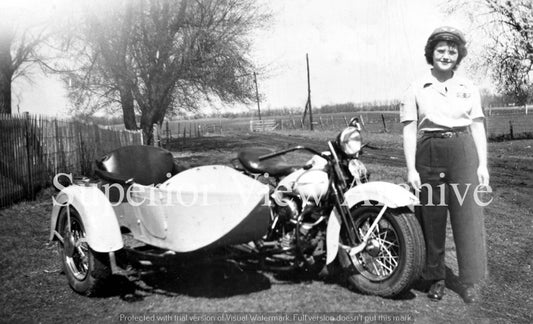 Harley Davidson Woman