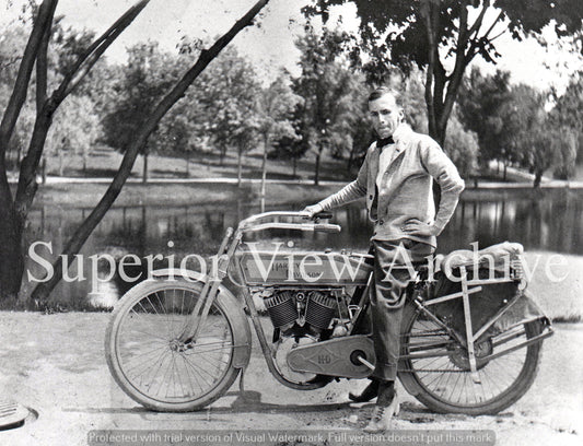 Vintage Harley Davidson 1913