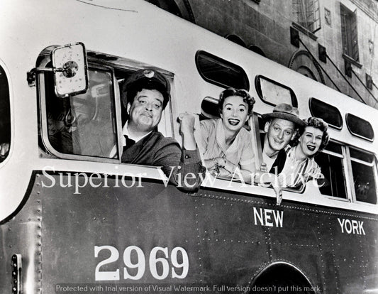 The Honeymooners Cast Photo