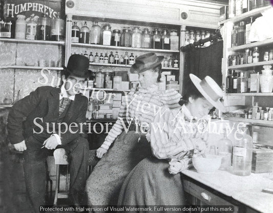 Old Time Pharmacy Vintage Pharmacist Medicine Bottles 1880 Morter Pestle Pills