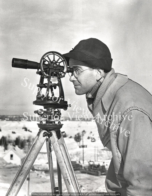 Old Time Surveyor Vintage Surveying Antique Transit Compass Tripod