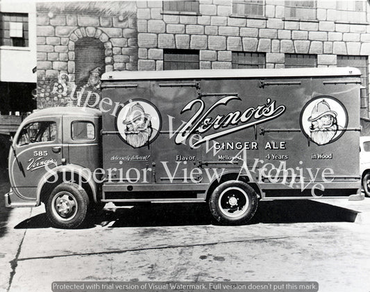 Old Time Vernors Delivery Truck Vintage Vernors Ginger Ale Truck Gnome on Side 1940
